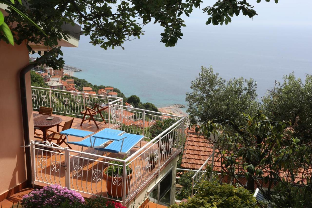 Villa Gio - Terrazza Nel Blu Bergeggi Exteriér fotografie