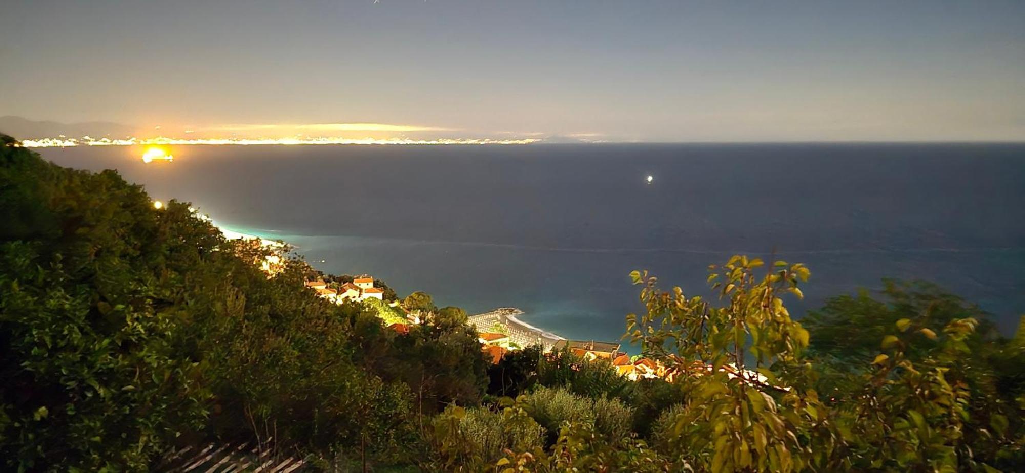 Villa Gio - Terrazza Nel Blu Bergeggi Exteriér fotografie