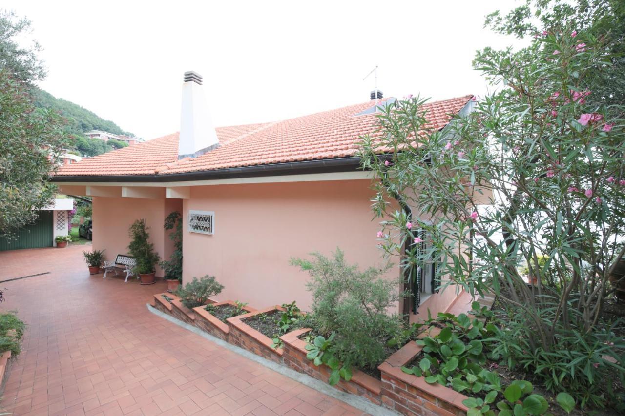 Villa Gio - Terrazza Nel Blu Bergeggi Exteriér fotografie